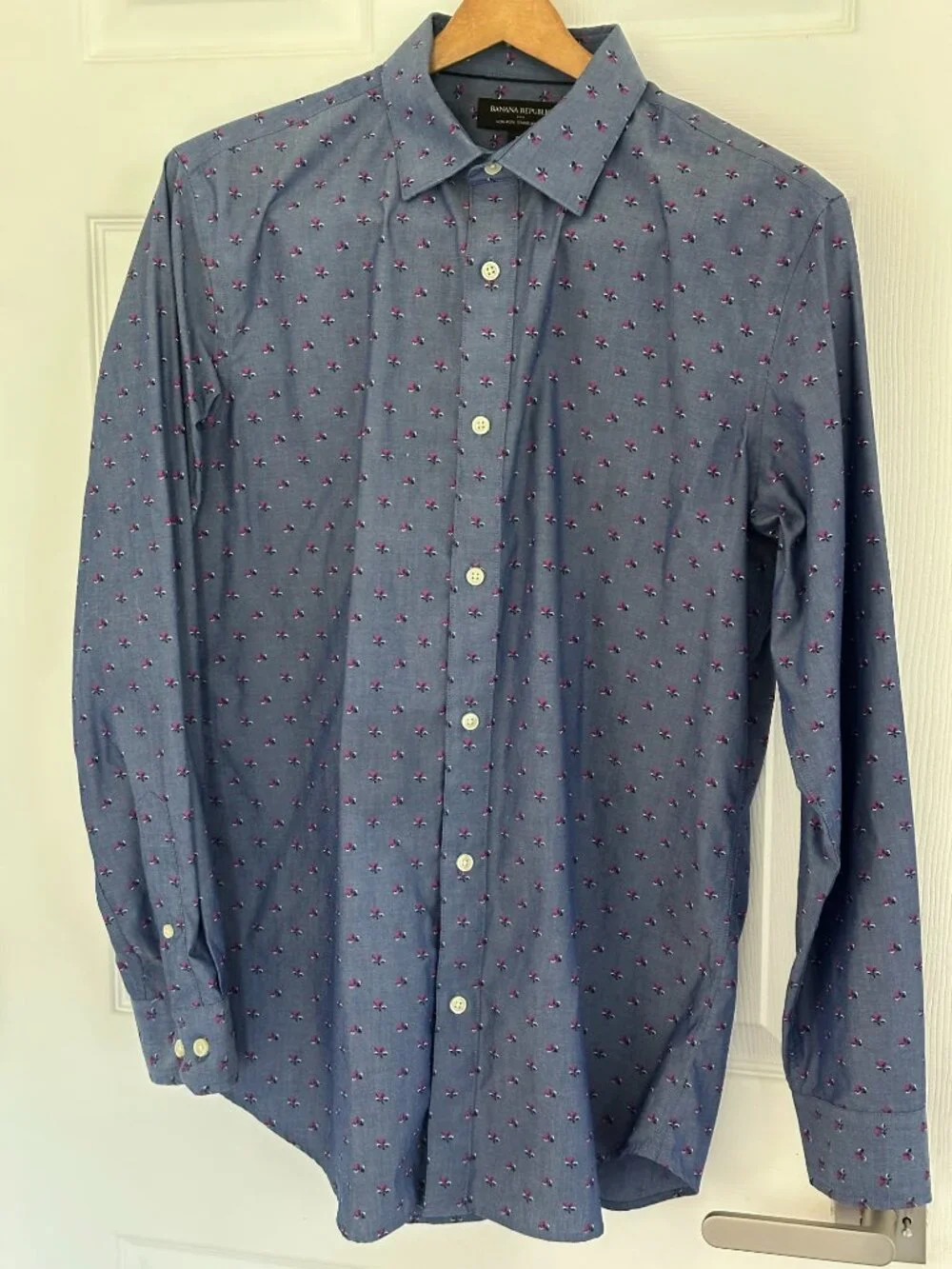 Banana Republic Dress Shirt Mens Medium Blue Floral Non-Iron Button Long Sleeve